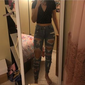 American Eagle Distressed Jeans